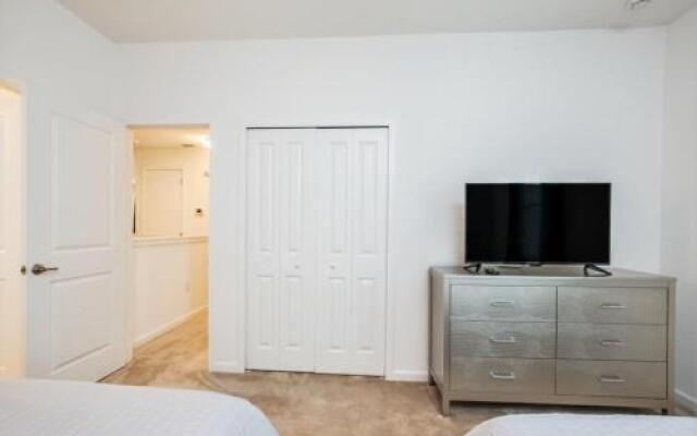 Calistoga Avenue Villa #259843 Villa