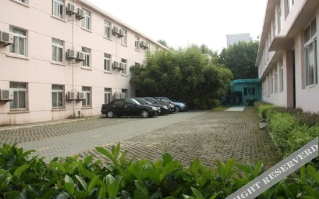 Zhongnan Dikanju Hostel