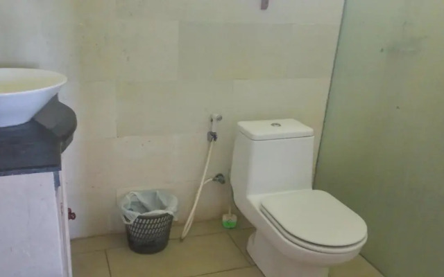 Berawa Beach Garden Hostel