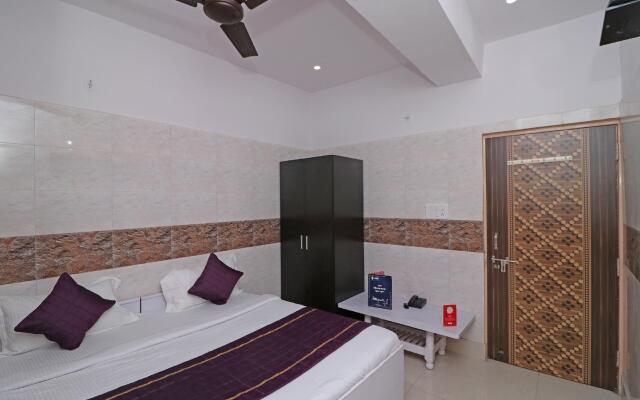 Oyo 12911 New Capital Inn
