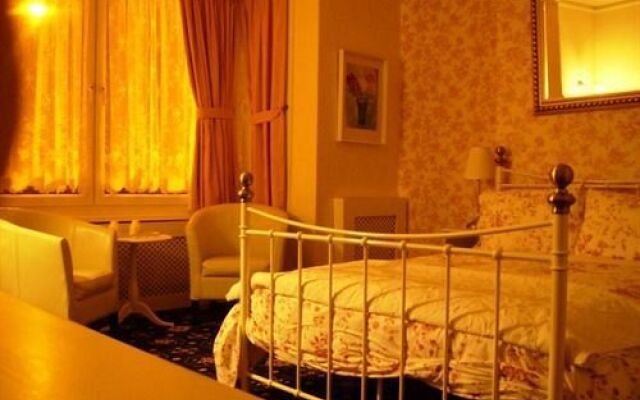 West Bank Guest House