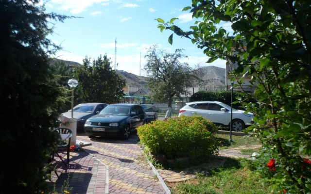 Guest house Charly