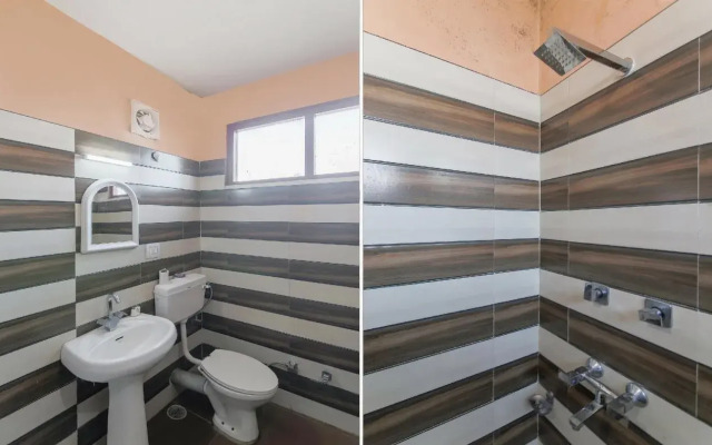 Hotel R Maidens by OYO Rooms
