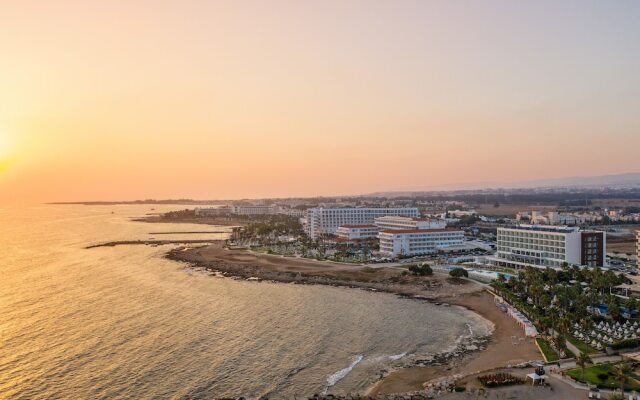 Ivi Mare - Designed for adults by Louis Hotels