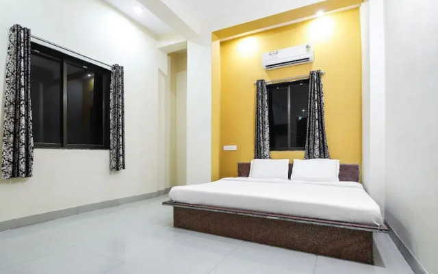 Spot On 49840 Hotel Kamal Darshan