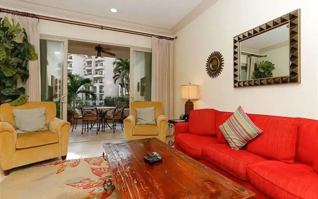 Upgraded Villa La Estancia W/view