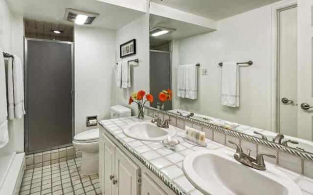 Standard Two Bedroom - Aspen Alps #103