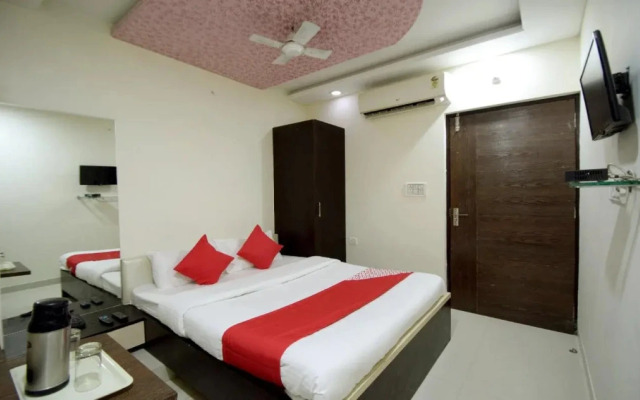The Royal Inn by OYO Rooms