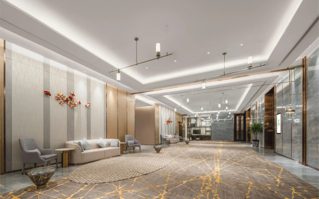 Holiday Inn Fuyang