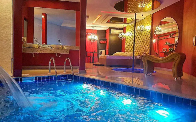 Motel Happy Night - Adults only
