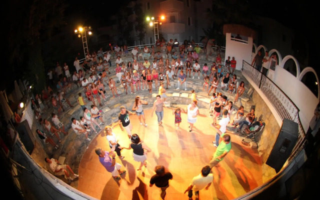 Bendis Beach Hotel
