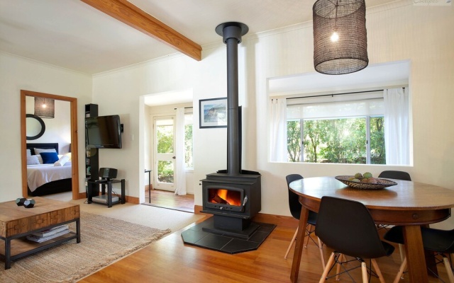 Stonewall Cottage for two with Fireplace – Guest Rooms – Blackheath