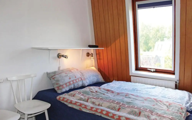 Nice Home in Nieuwvliet-bad With 3 Bedrooms and Wifi