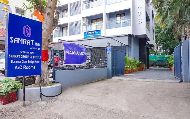 Fabhotel Everest Inn