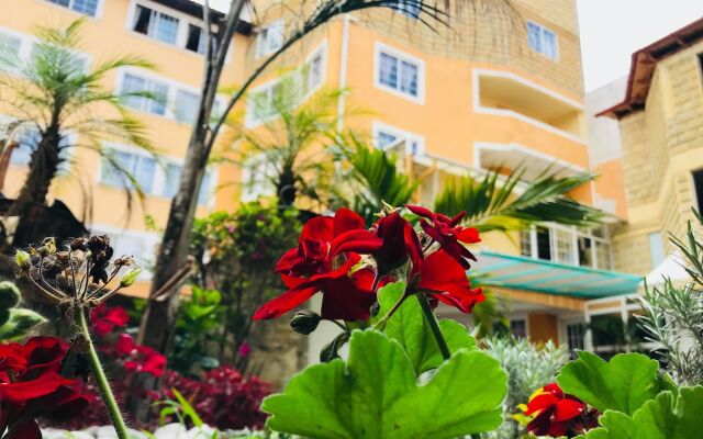 Hotel & Suites Cerro Rojo