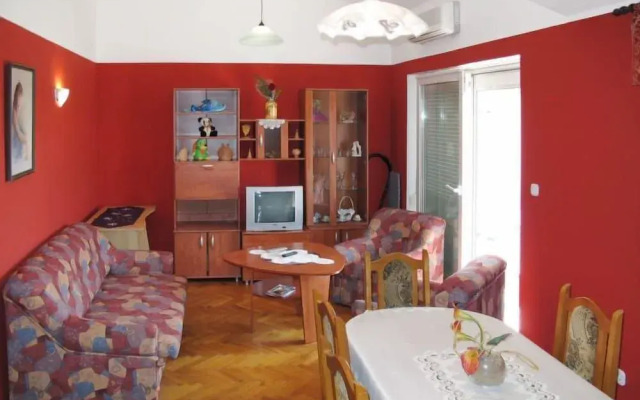 Nina Apartment