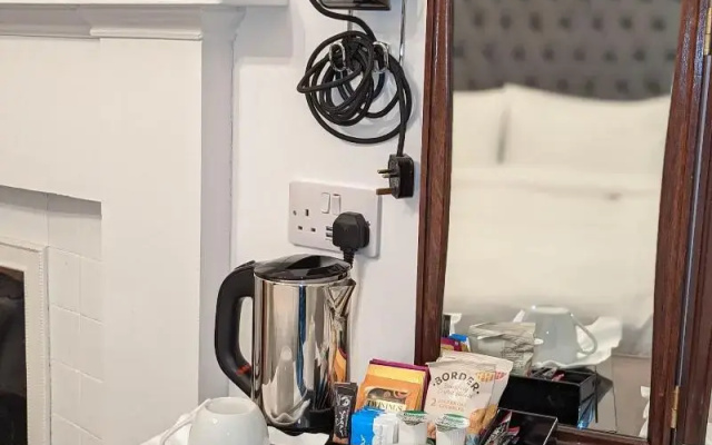 Cambeth Lodge Guesthouse