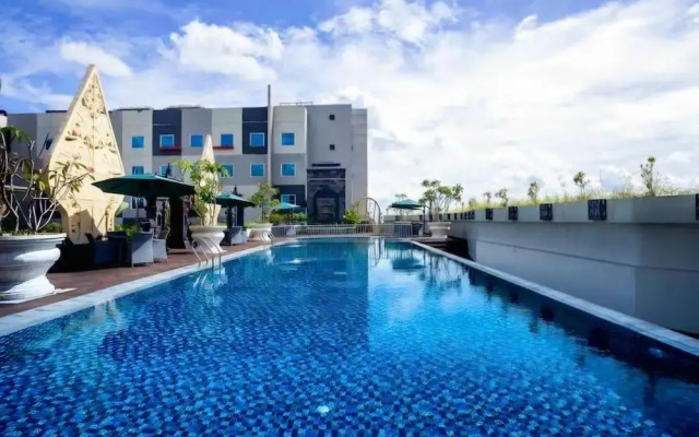 Cozy Studio Apartment At Grand Mercure Yogyakarta