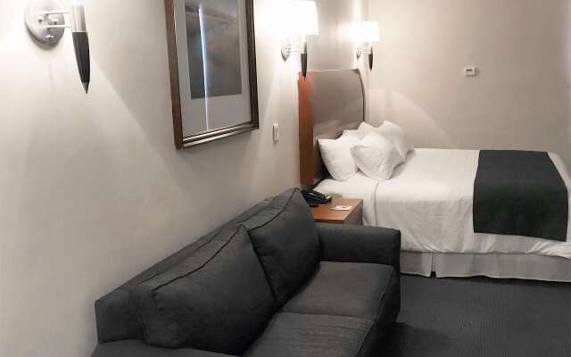 Days Inn by Wyndham Piedras Negras
