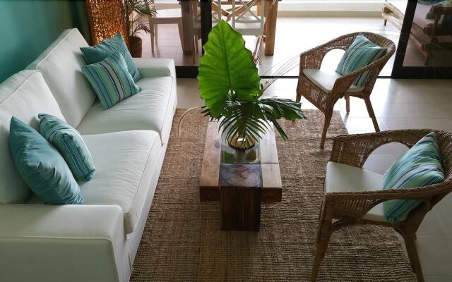 Coson Bay Hotel & Residence