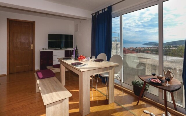 Awesome Home in Slatine With Wifi and 1 Bedrooms