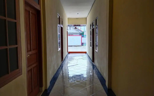 OYO 3767 Permata House