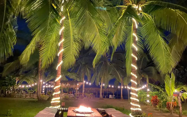 Show Pony Beach Resort and Suites