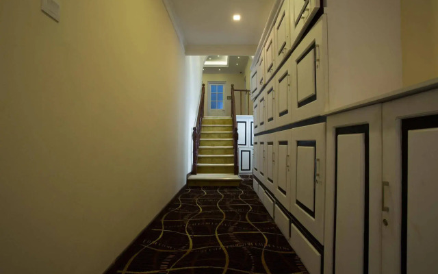 Serene King S Villa