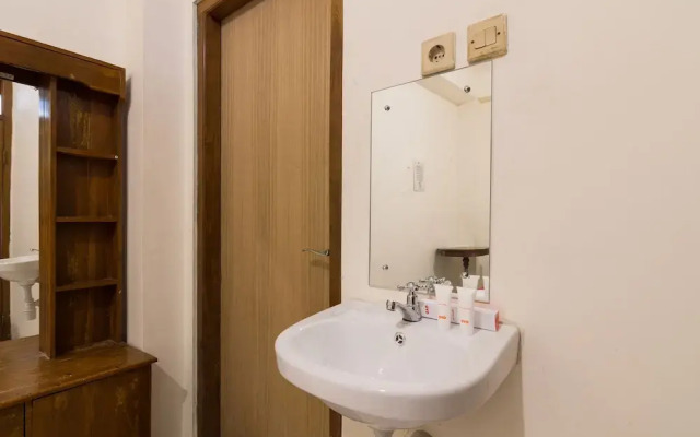 OYO 1412 Hotel Prayogo III Near RS Pratama Yogyakarta