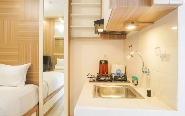 Nice And Cozy Studio At Cinere Resort Apartment – Guest Rooms – Depok
