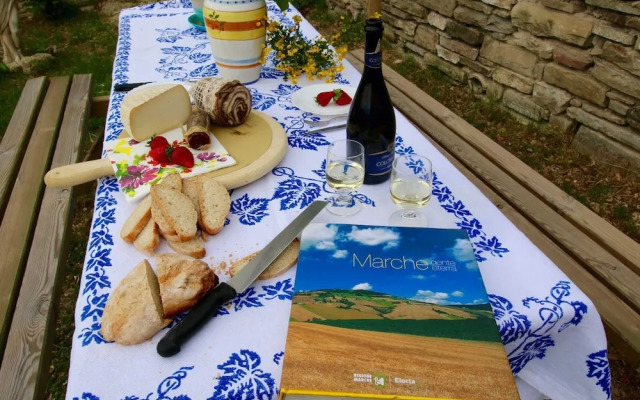 Farmhouse in the Marche With Swimming Pool