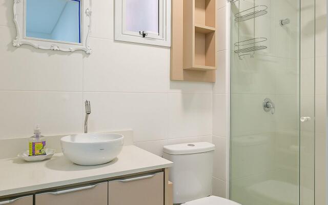 Apto c/piscina a 750m da Praia CCI105