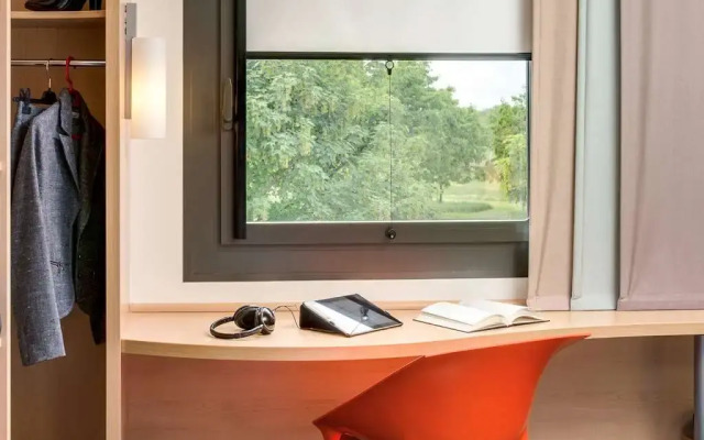 Ibis Montceau Les Mines