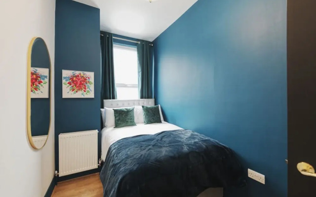 Captivating 2-bed Apartment in Liverpool