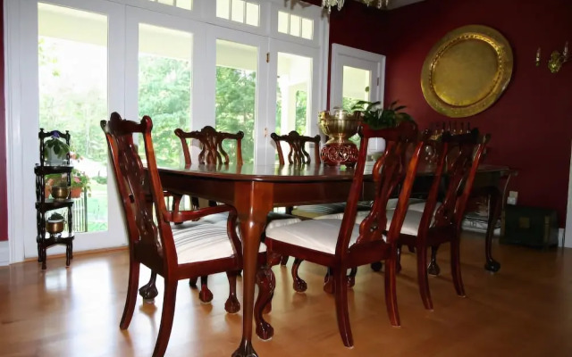 Green River Bridge House