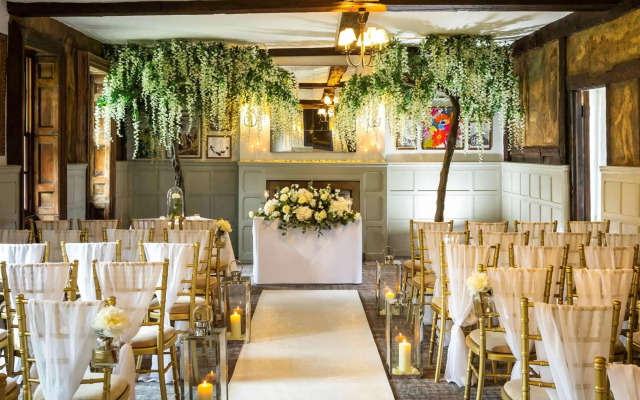 Bush Hotel Farnham