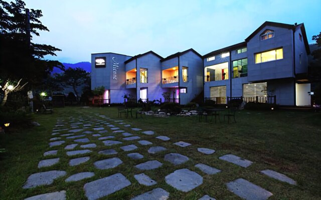 Gapyeong Rowa River View Pension