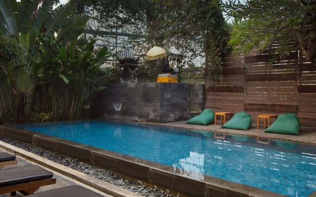 Grandmas Tuban Hotel