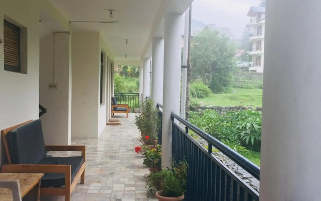 Tourist Hotel