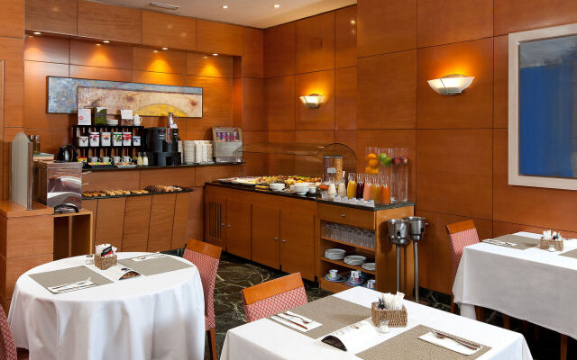 NH Collection Madrid Eurobuilding