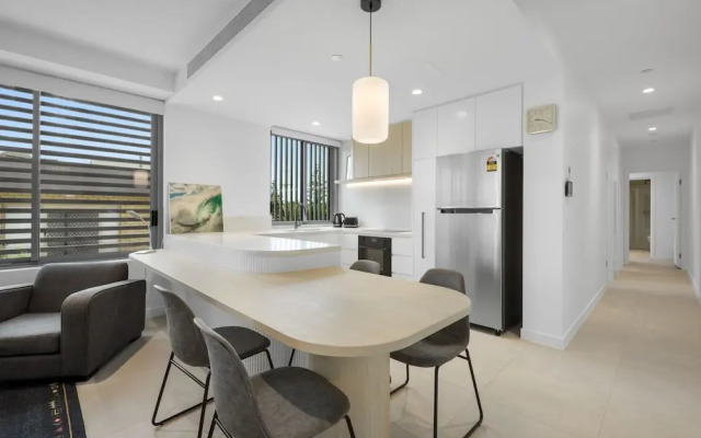 Bilinga Beachfront Luxury at Lana