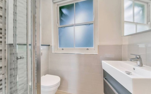 1 Bedroom Apartment In The Heart Of Soho