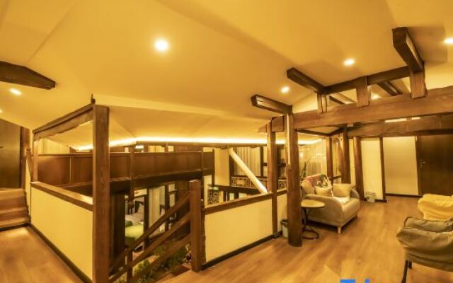 Wuhuashizhilv Hostel