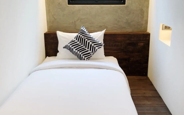 The Entaneer Poshtel - Hostel