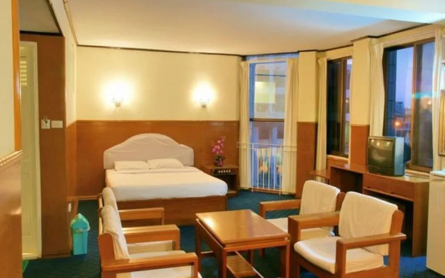 Pacific Hotel