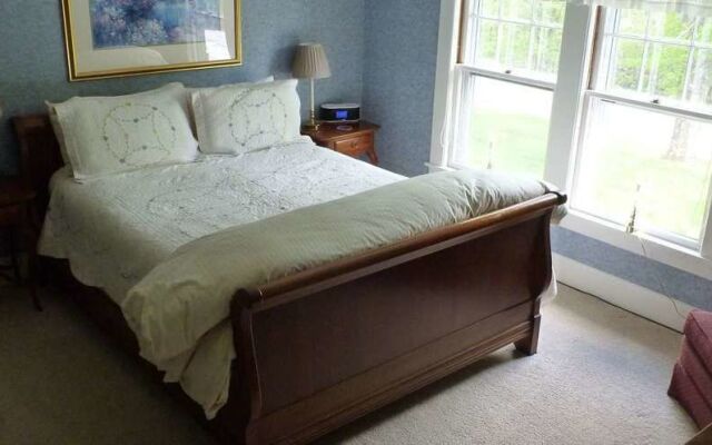 The Trumbull House Bed and Breakfast