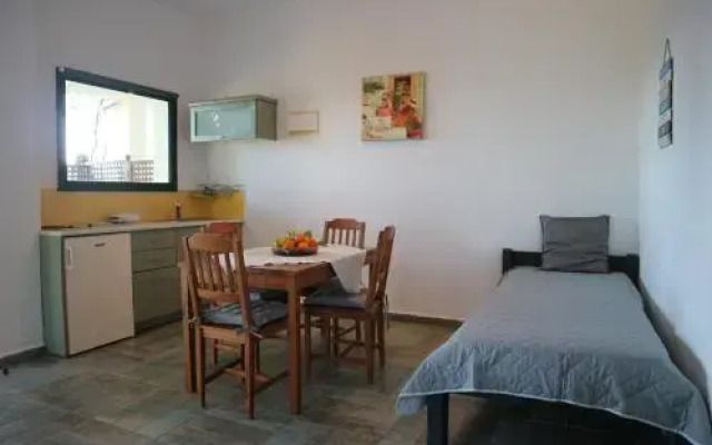 Helen's 11 Apartments