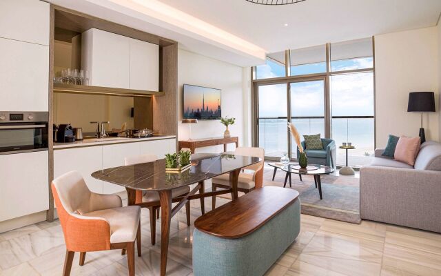 Th8 Palm Dubai Beach Resort, Vignette Collection, by IHG