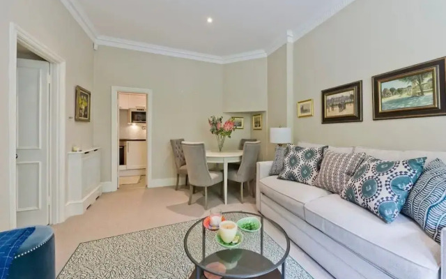 Studio Flat With Garden Access, Holland Park