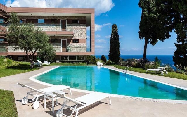 Isola Bella Suite